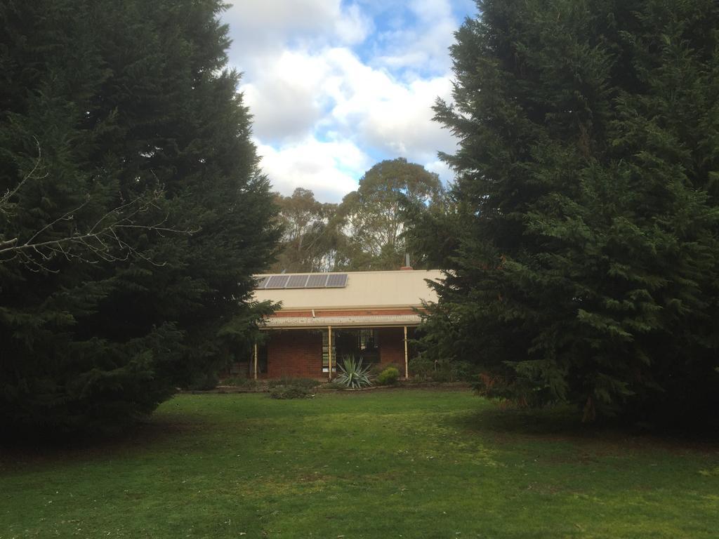 Enfield Helen'S Homestead מראה חיצוני תמונה
