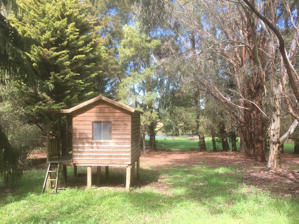 Enfield Helen'S Homestead מראה חיצוני תמונה