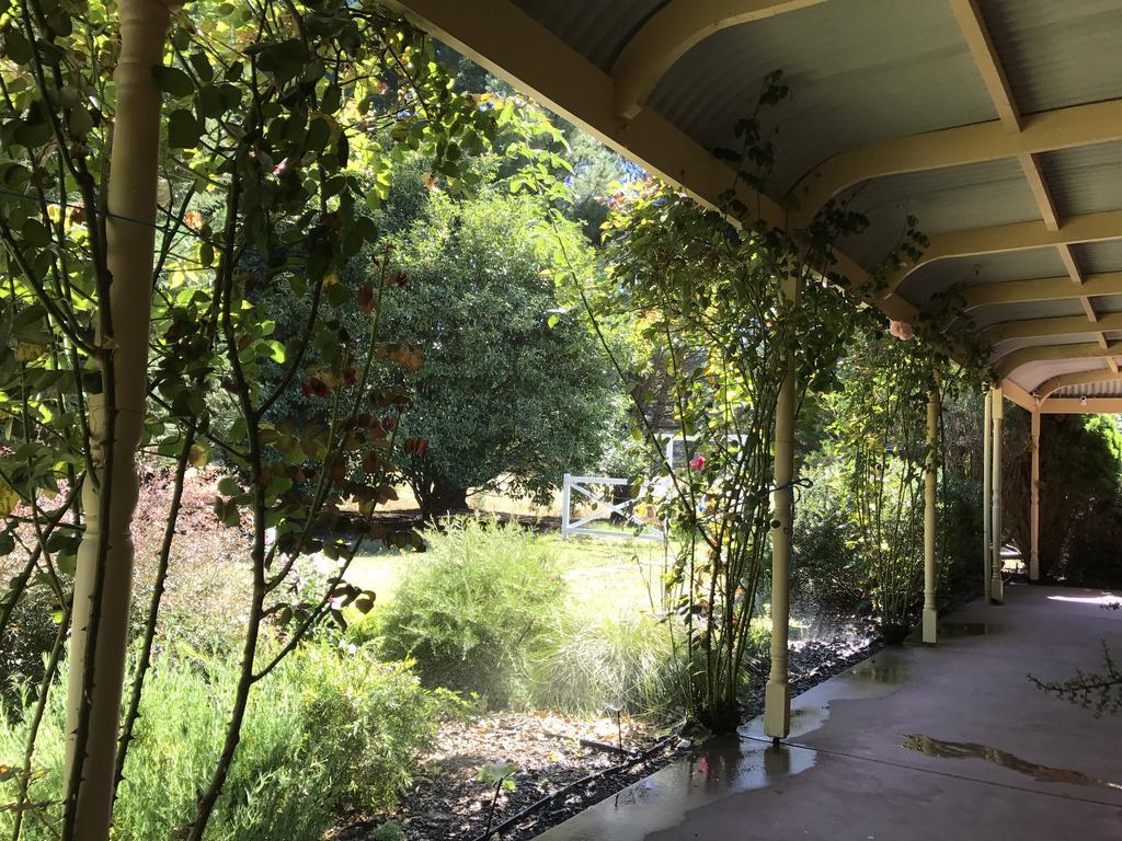 Enfield Helen'S Homestead מראה חיצוני תמונה
