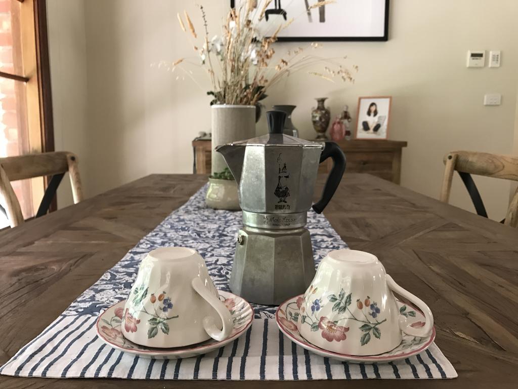 Enfield Helen'S Homestead מראה חיצוני תמונה