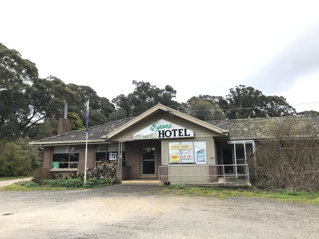 Enfield Helen'S Homestead מראה חיצוני תמונה